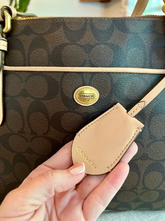 🤎Coach Signature Brown Canvas Tote Tan Leather Trim Shoulder Bag Zip Top - Picture 3 of 16